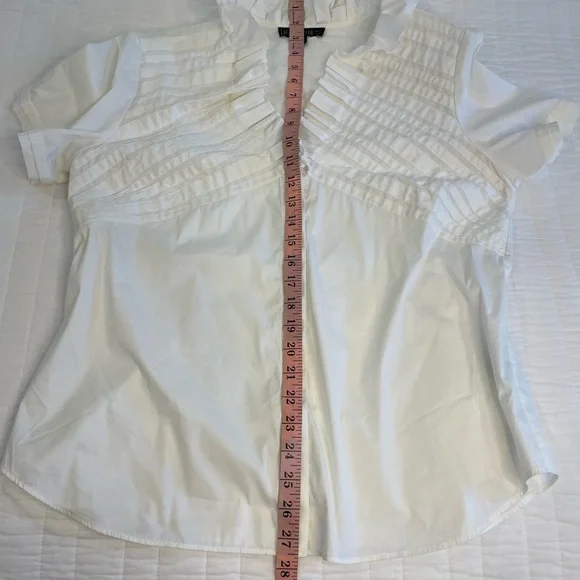 Lafayette 1448 New York off White Ruffle Short Sleeved Blouse size 12 - Picture 8 of 11